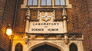 Entrance to the university faculty building with the sign "Laboratory of Science humour".